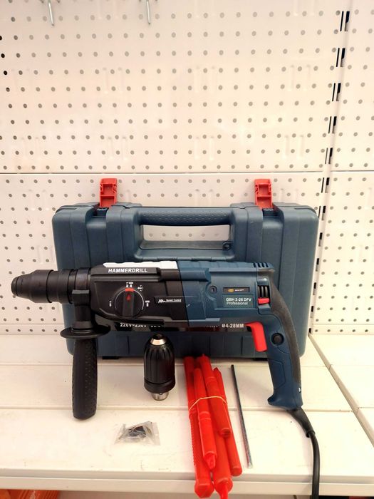 Мощен УДАРЕН Перфоратор Royal Роял 2-28 Професионален 880W