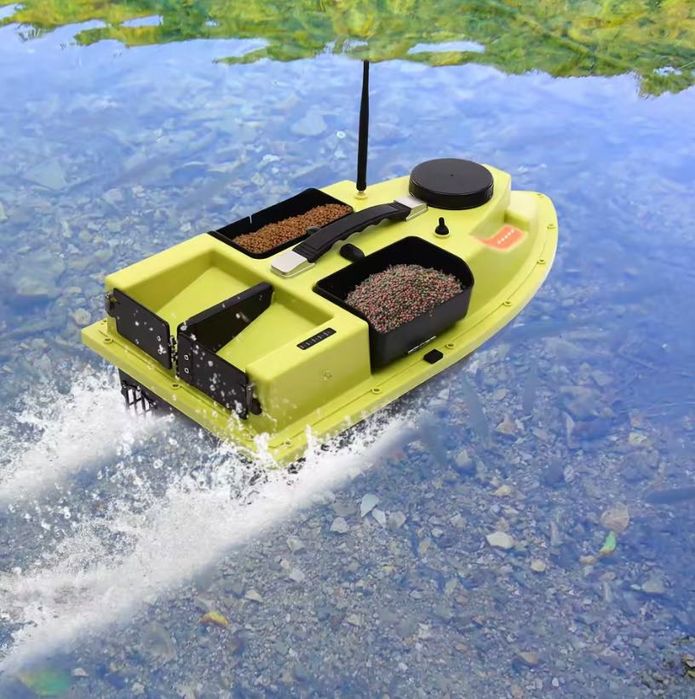 Лодка за захранка D-19   100GPS точки!!