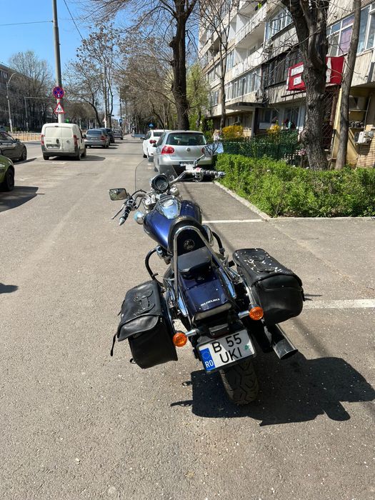Suzuki Intruder vz 800
