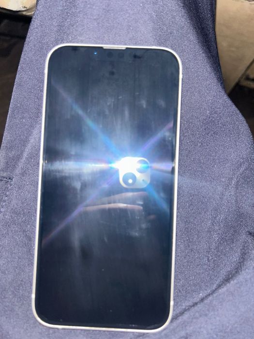 Продам iphone 13 128гб