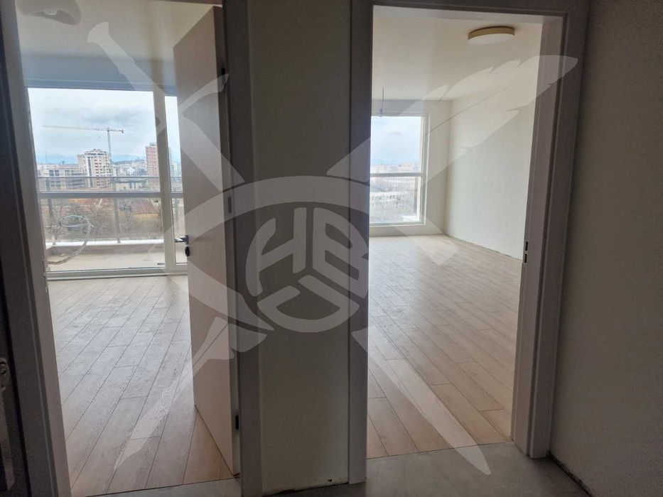 Продава се Двустаен апартамент в Пловдив, Южен - 77 кв.м за 961 €/кв.м - Снимка #4