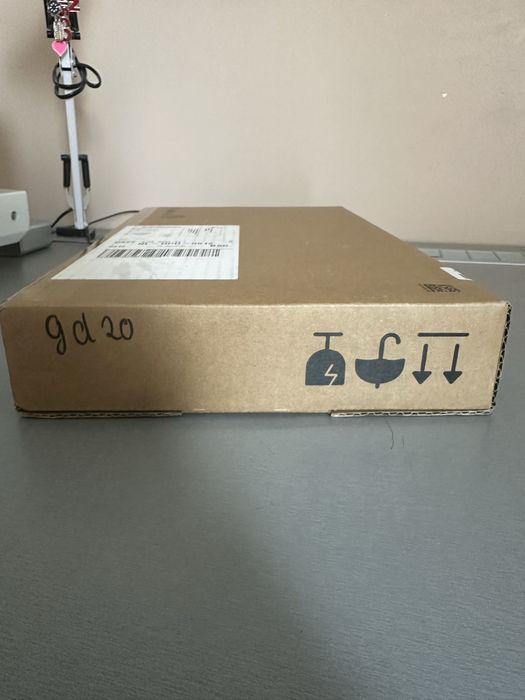 НОВ! Microsoft Surface Laptop 13.8-inch