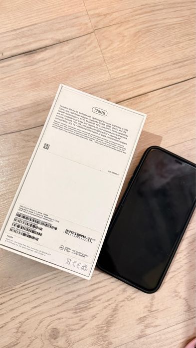 Продам iphone 11