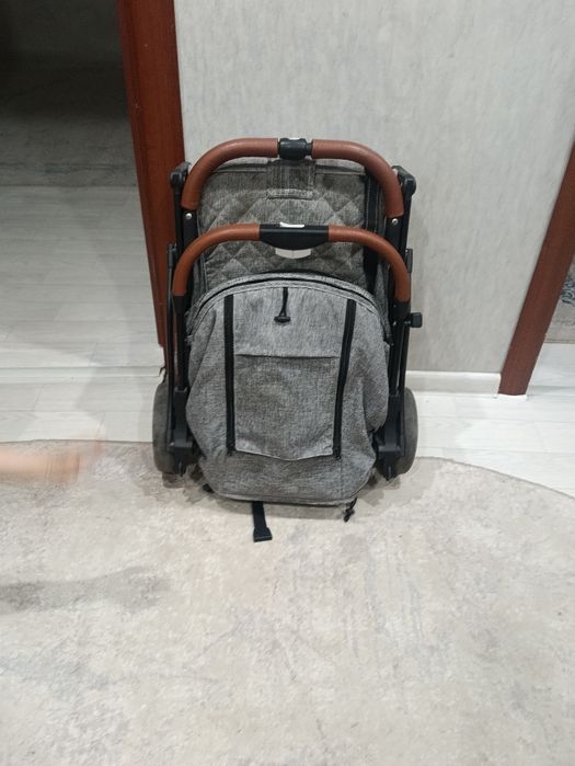 Продам детскую коляску
