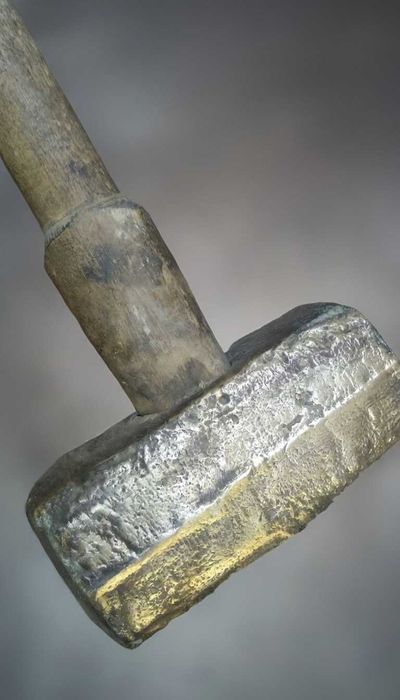 Кувалда бронзовая