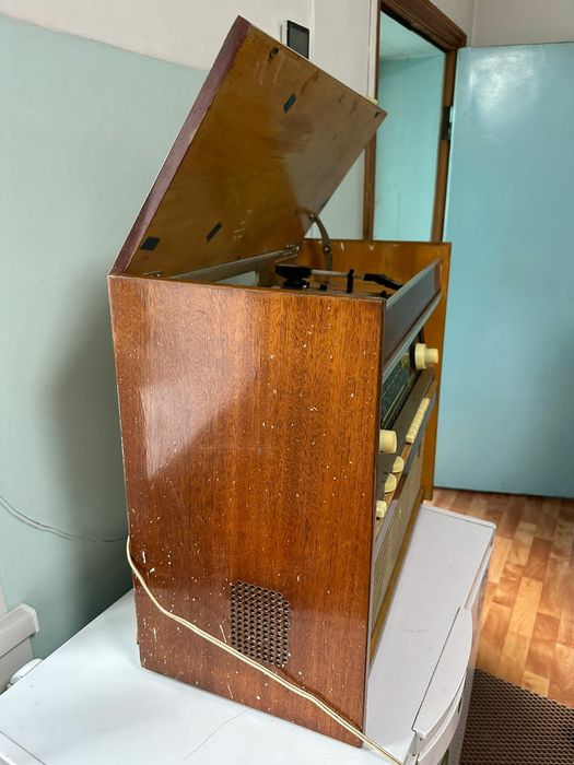 Радио приёмник Rigonda