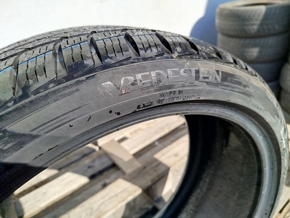 245/35/20 Вредщайн ДОТ 2019 г - 4 Сезона - САМО 1 брой - Чисто Нова