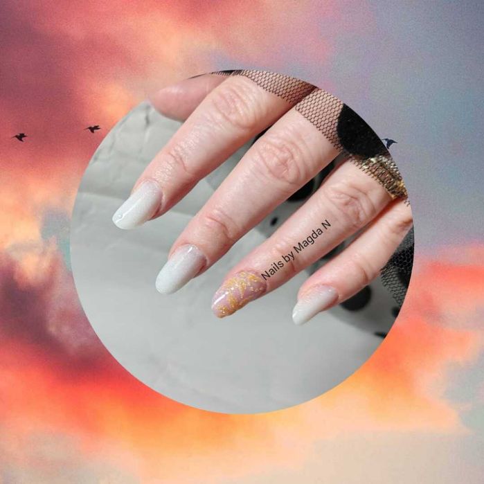 Unghii cu gel și semi