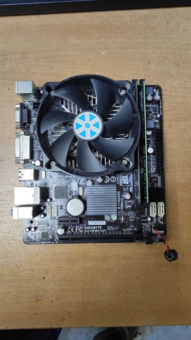 Продам различные комплектующие для компьютера.