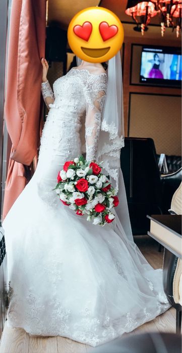 Свадебное платье