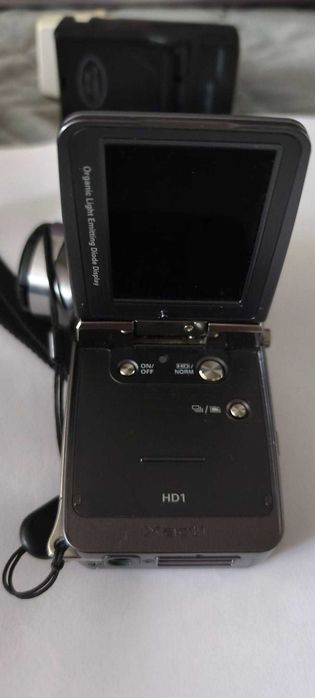 Видеокамера sanyo HD 720p