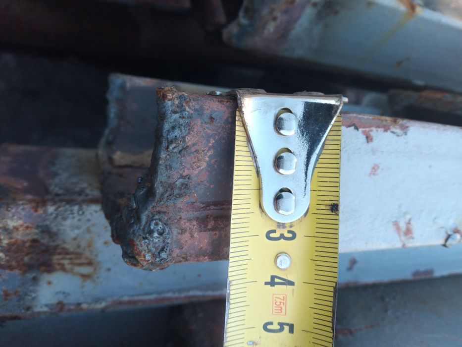 Швеллер стальной