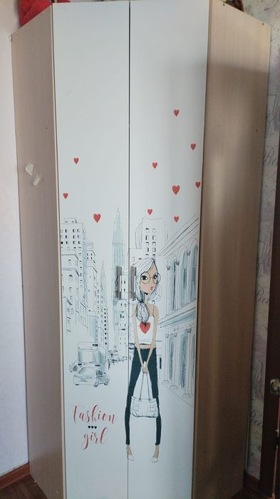 Продам детский шкаф