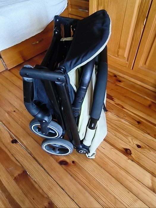 Бебешка лятна количка Cybex Beezy 2023