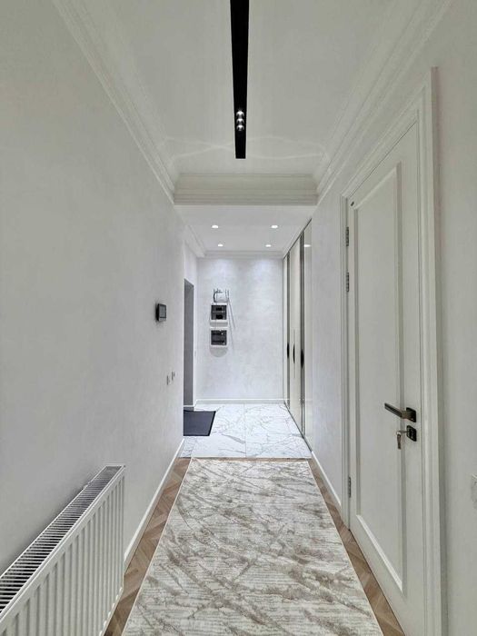 Бомба Цена ! Срочно Продается 2 комнатная квартира на районе Алмазар !