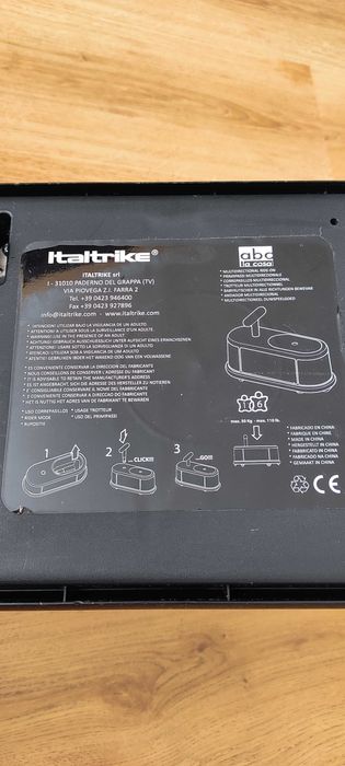 Детска количка за бутане с крачета