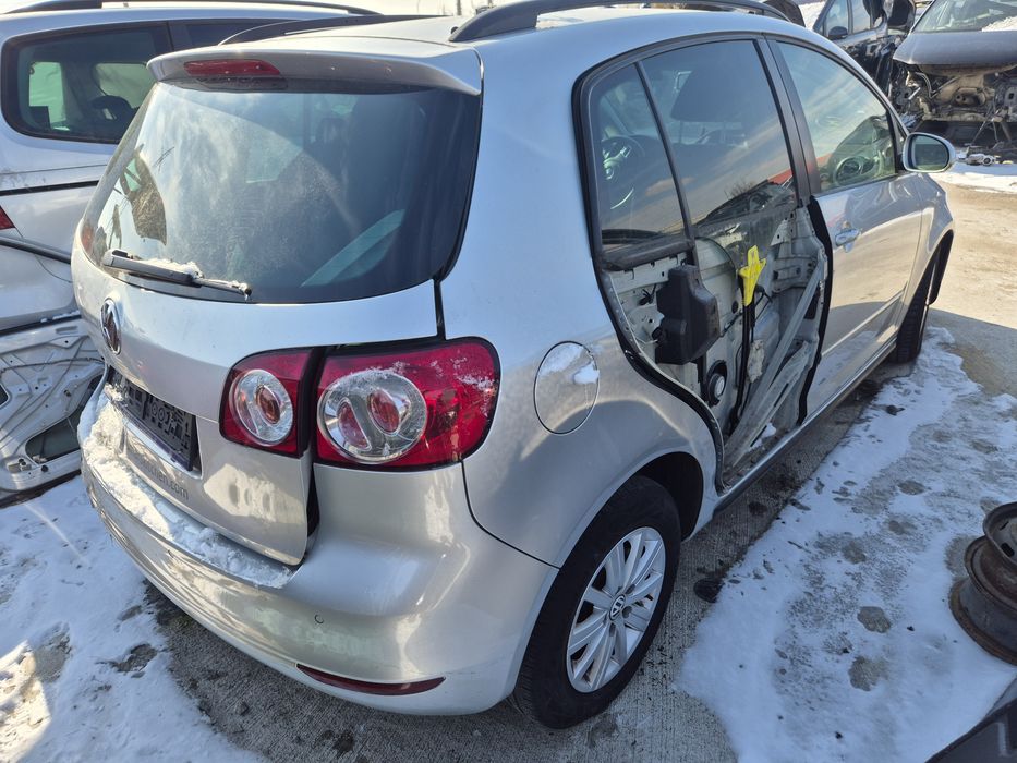 Dezmembram Golf 6 Plus 2010 1.2tsi CBZ Cutie Automata