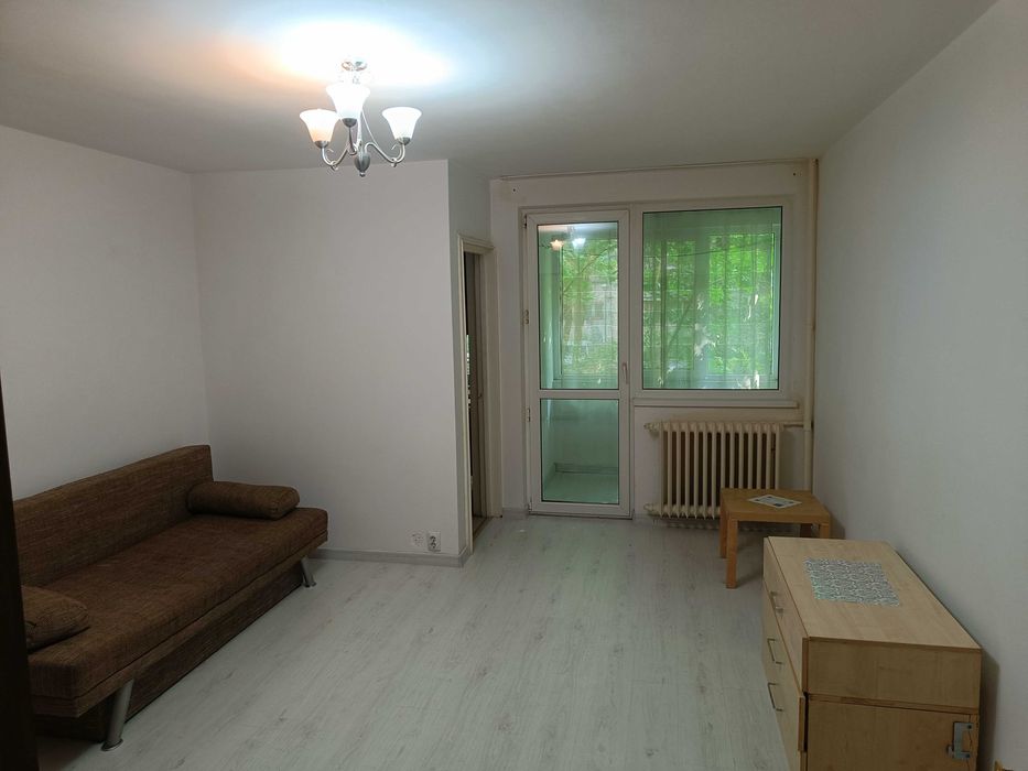 Garsoniera de inchiriat - metrou Costin Georgian Titan