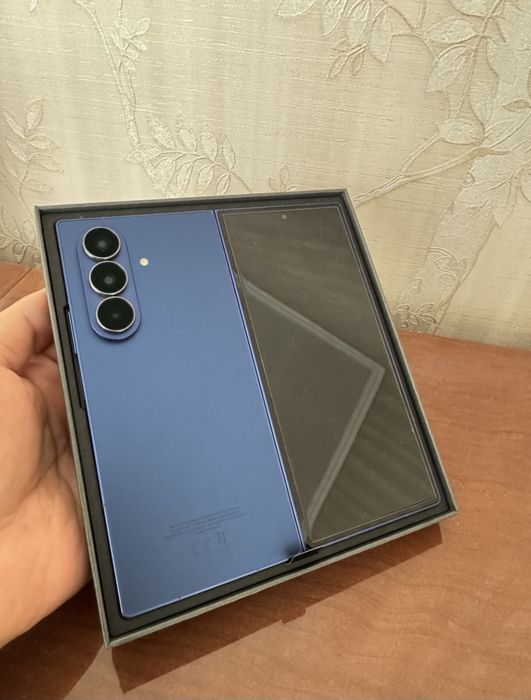 Samsung galaxy Z Fold 7 256gb