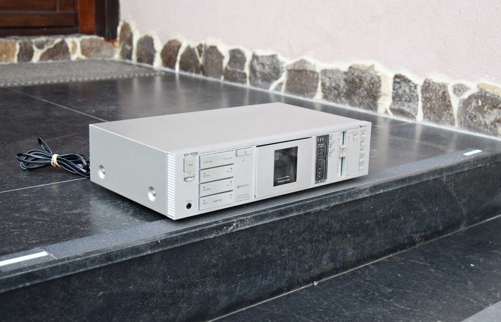 Deck Nakamichi BX-100 E, casetofon