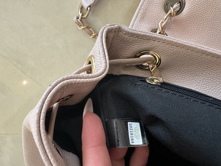 Chanel естествена кожа раница