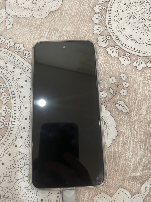 Самсунг А74 5G.