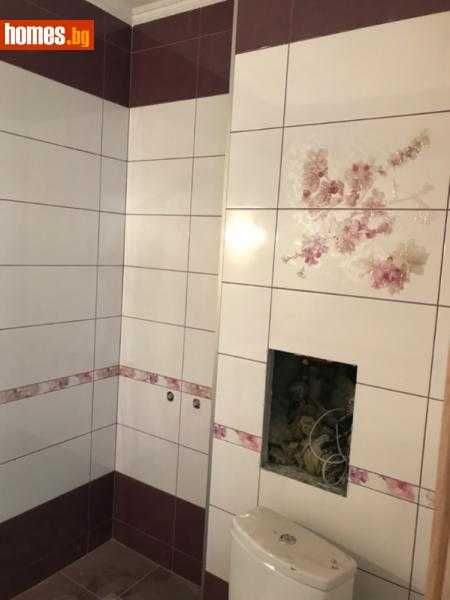 Продава се Тристаен апартамент в Пловдив, Кършияка - 119 кв.м за 2051 €/кв.м - Снимка #8