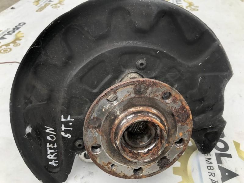 Fuzeta stanga fata Skoda Superb 3 5q0407257c 2.0 tdi