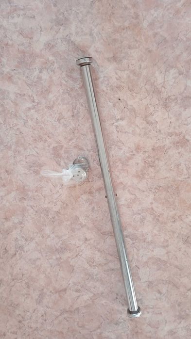 Турник распорный