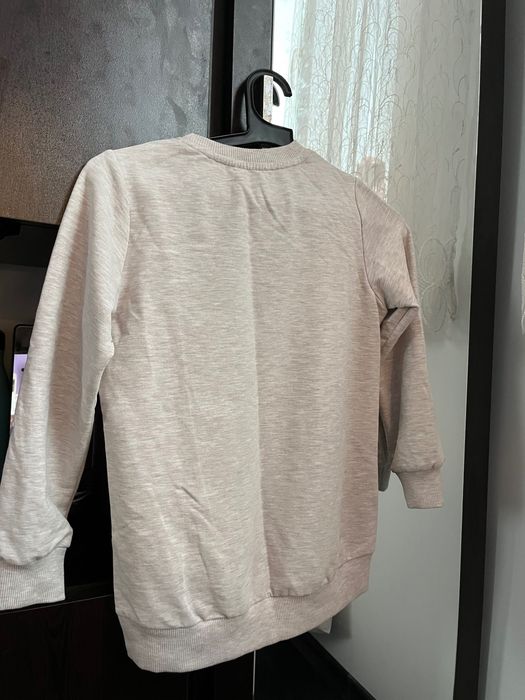 Блуза с дълъг ръкав за деца.