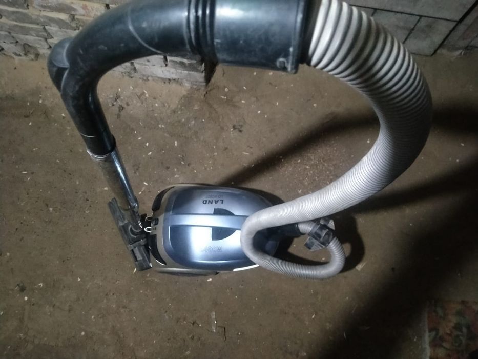 Пылесос с фильтр-стаканом