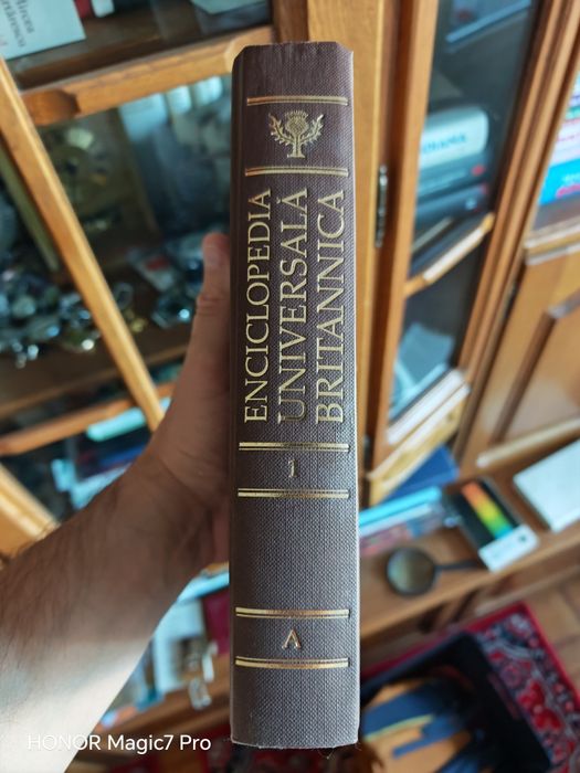 Enciclopedia britanică 16 volume