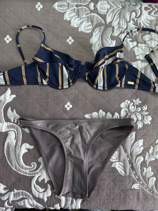 Продам купальники размер XS