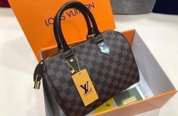 Geanta damă model Speedy+portofel, saculet, etichetă