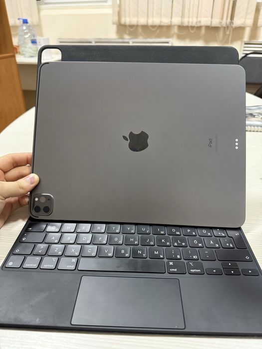 Продам ipad pro 12.9 m1 512 gb