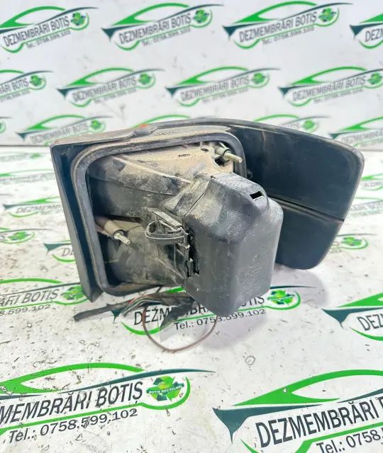 Lampa / Tripla stop stanga pe aripa Volkswagen VW Vento 1992