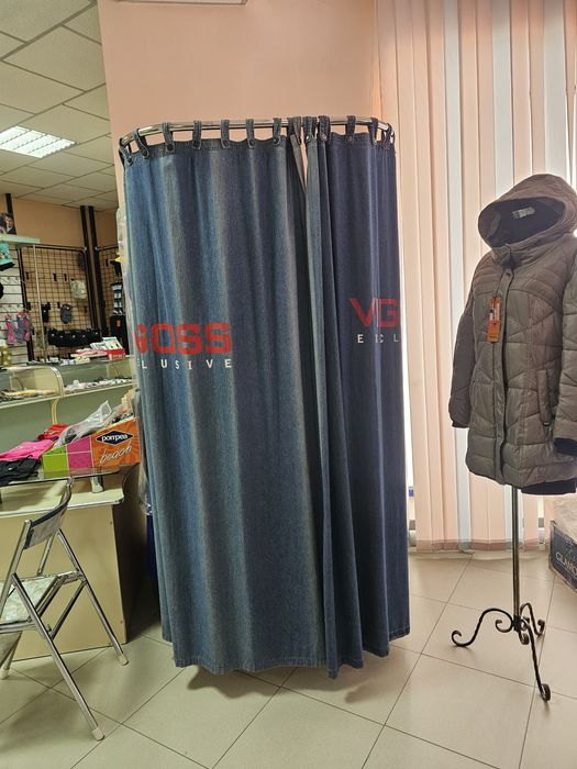 Примерочные из прочного ДВП