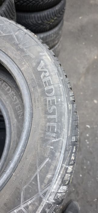 Гуми 2бр 185/65/15 - 1бр  - 37 евро