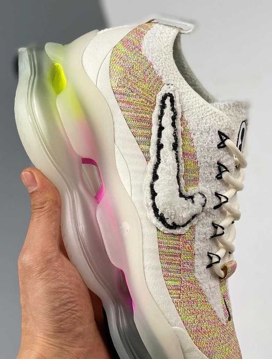 Нови мъжки маратонки Nike Scorpion rainbow налични 43 и 44