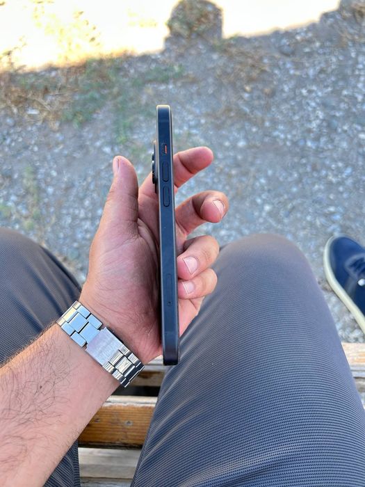 Iphene 15 с гарантия