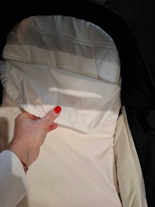 Кош за новородено Cybex Priam 4 /e-PRIAM Lux, цвят:Sepia Black