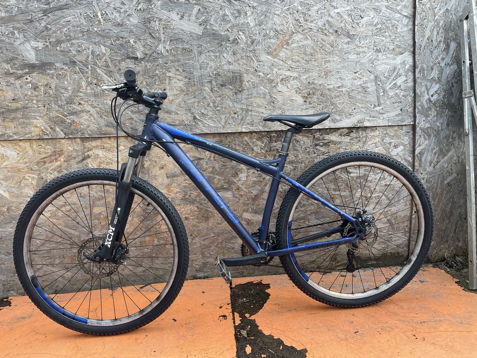 Bicicleta carrera helcat cadru aluninii frane pe disc  roti 29”