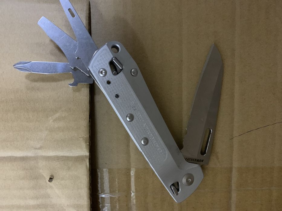 Leatherman Free K2 мультитул