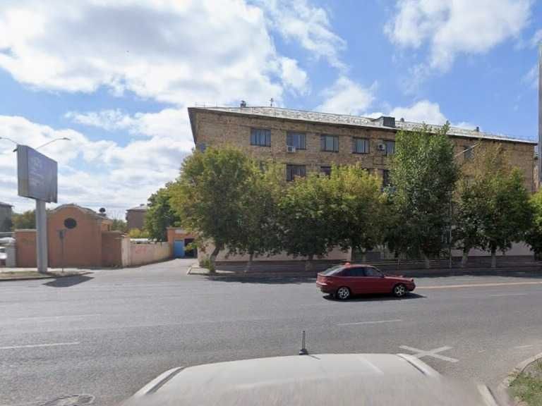 Продаётся административное здание в самом центре Караганды