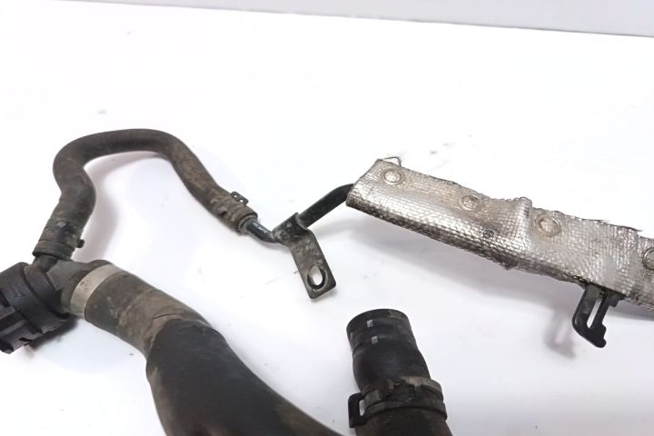 Furtun apa conducta 04L121070D Volkswagen VW Golf a 7-a generatie