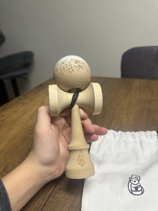 Kendama ErraticSquirrel