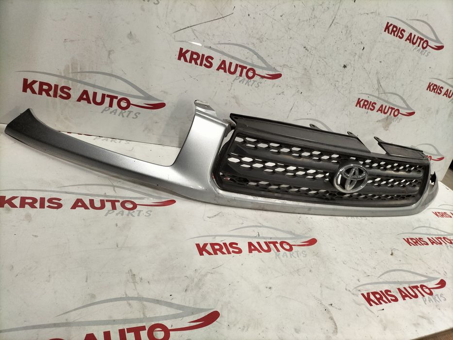 Маска - решетка Toyota Rav4 / Тойота Рав4 2002г.