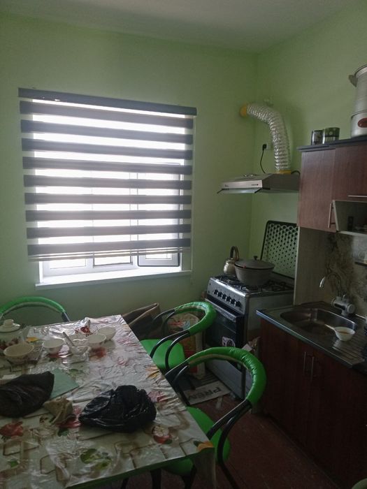 Тахиаташта Темир жол вокзалдин касында быр ханали дом сатылады