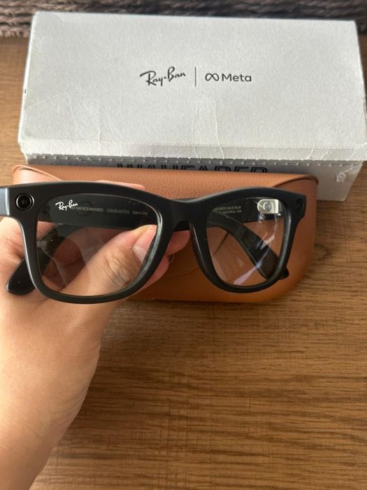 RayBan Meta glass