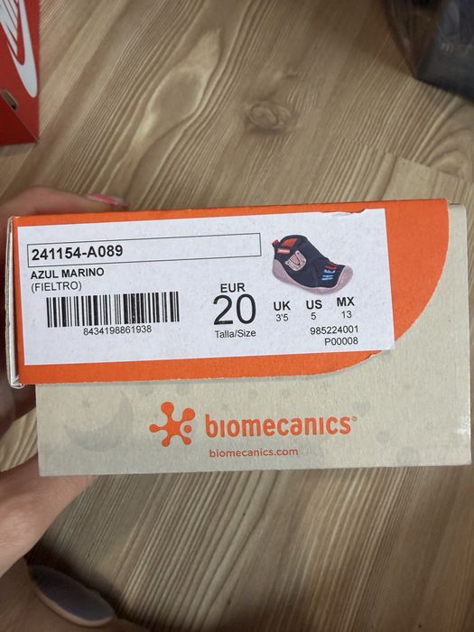 Пантофи Biomecanics